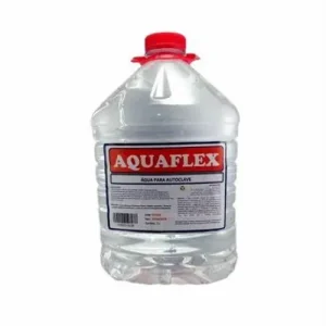 Água destilada